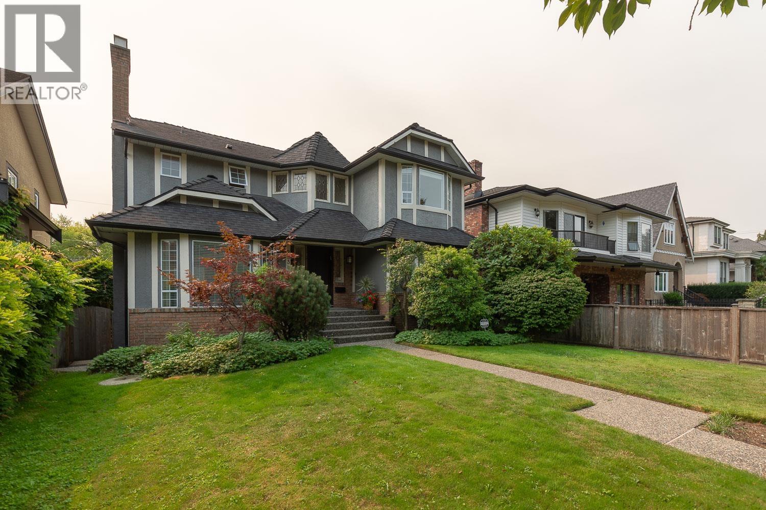 2838 W 37th Ave, Vancouver, BC V6N 2T6