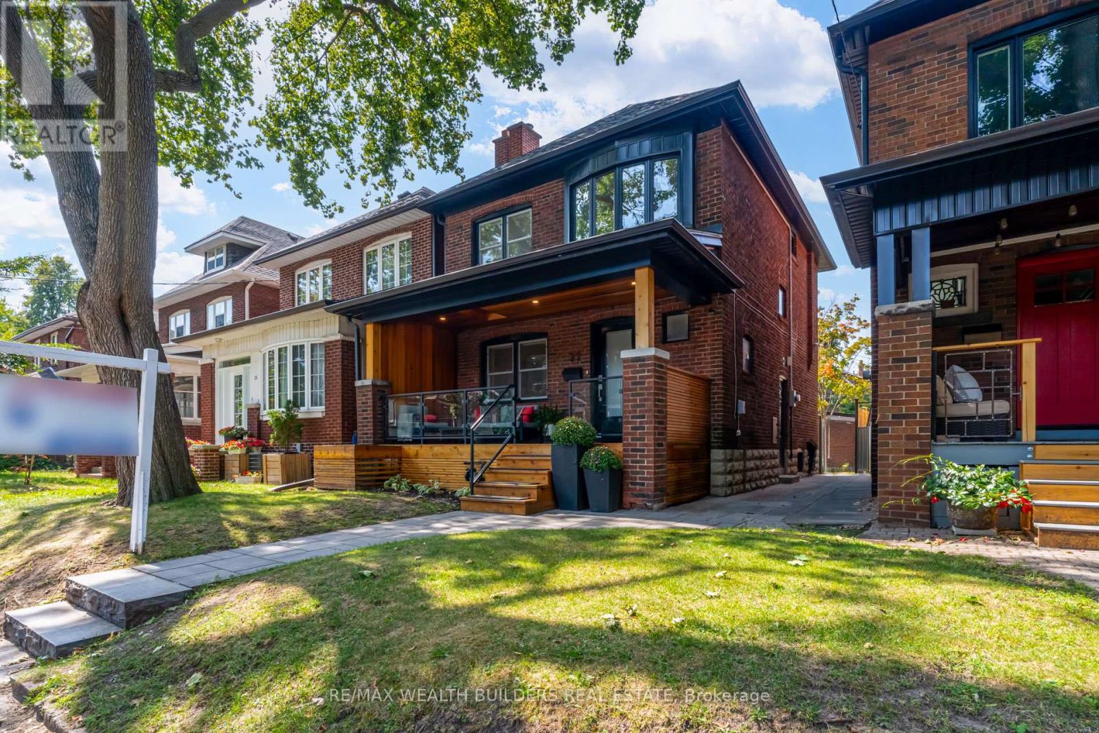 22 Westholme Ave, Toronto, ON M6P 3B8