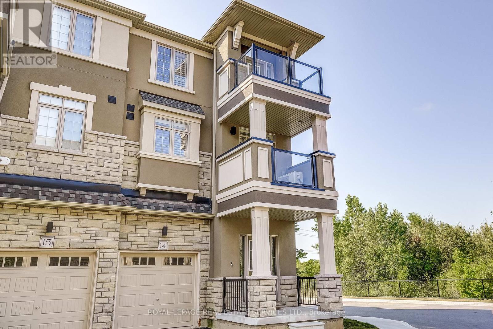 14 305 Garner Rd W, Hamilton, ON L9G 3K9