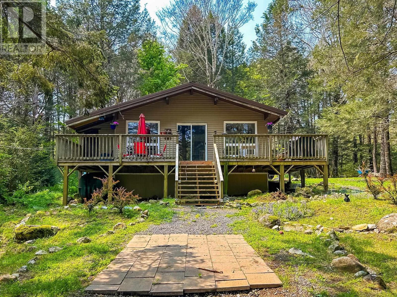 145 Sunset Linkway, Labelle, NS B0T 1E0