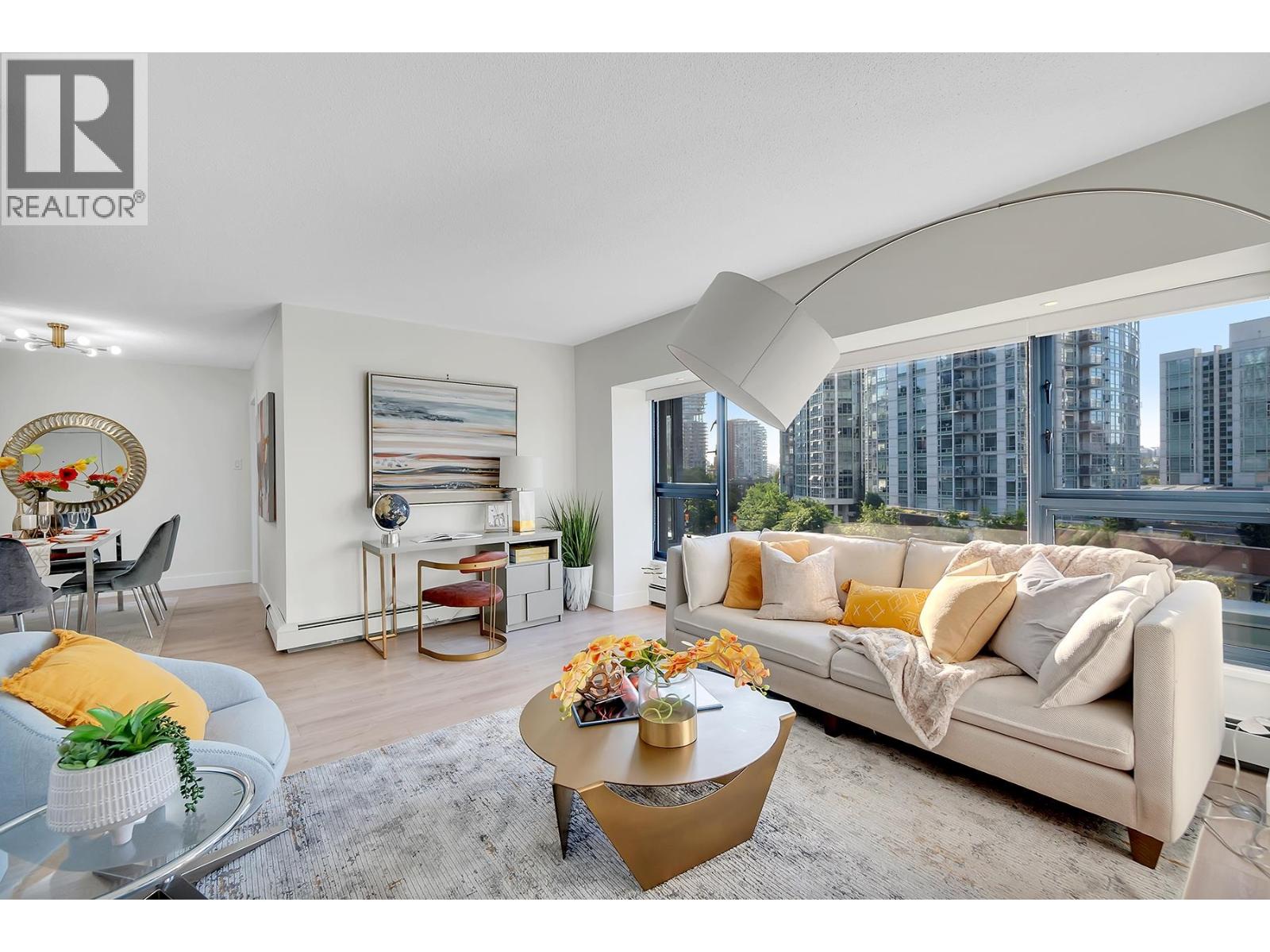 1177 Pacific Boulevard Unit 602, Vancouver, BC V6Z 2R8