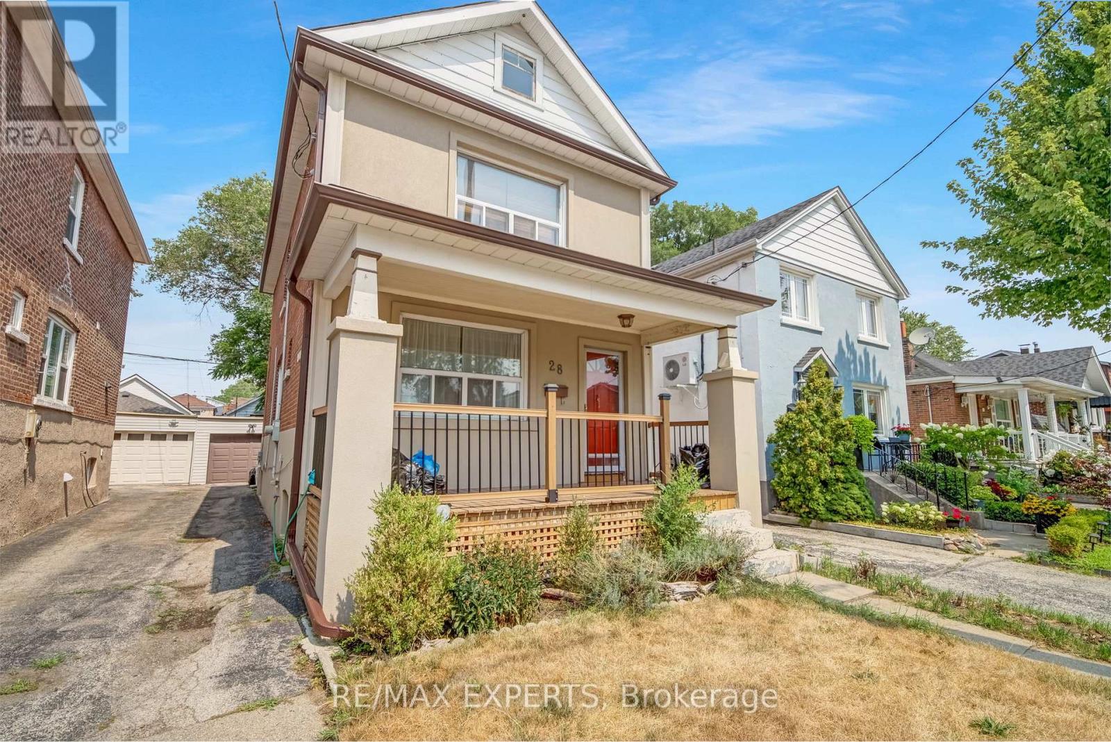 28 Mahoney Ave, Toronto, ON M6M 2H4