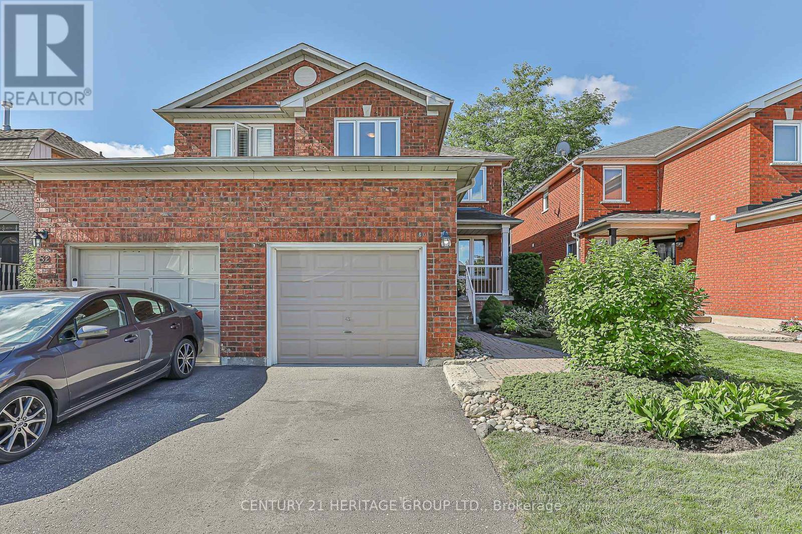 80 Primeau Dr, Aurora, ON L4G 6Z2