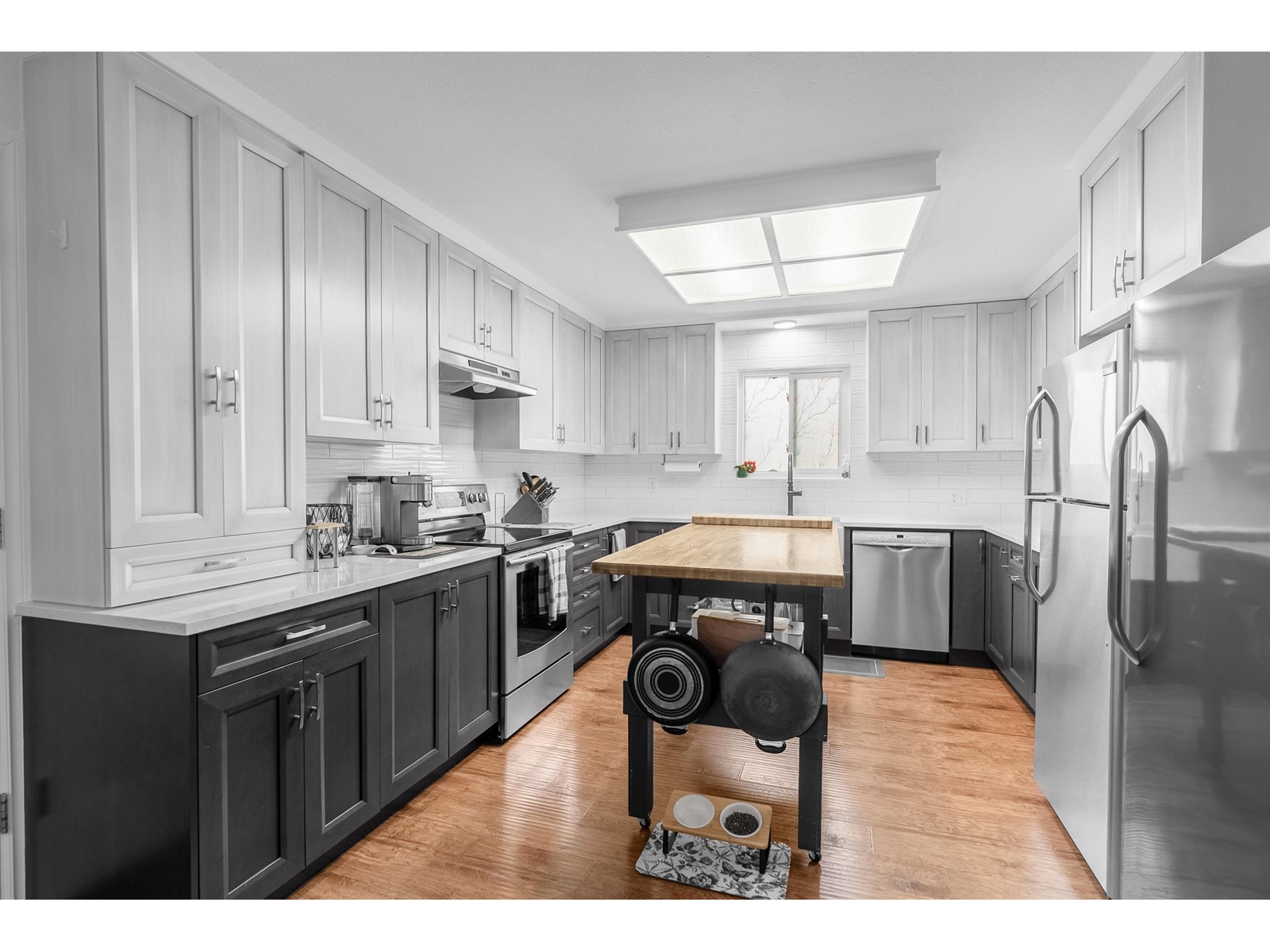 3243 Townline Rd, Abbotsford, BC V2T 5J2