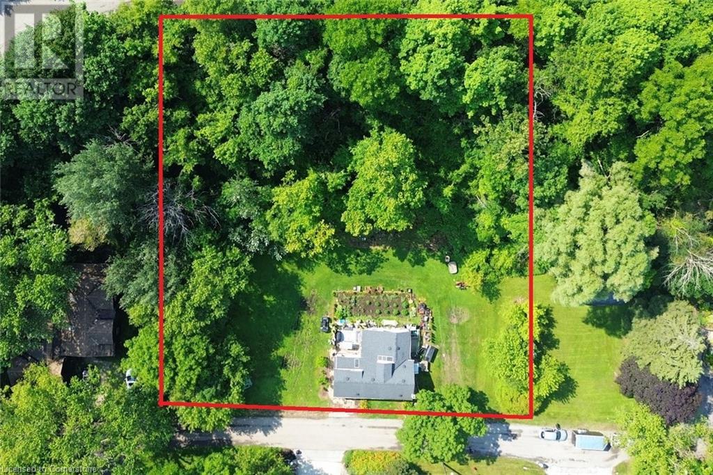628 Mill St, Hamilton, ON L9G 3G5