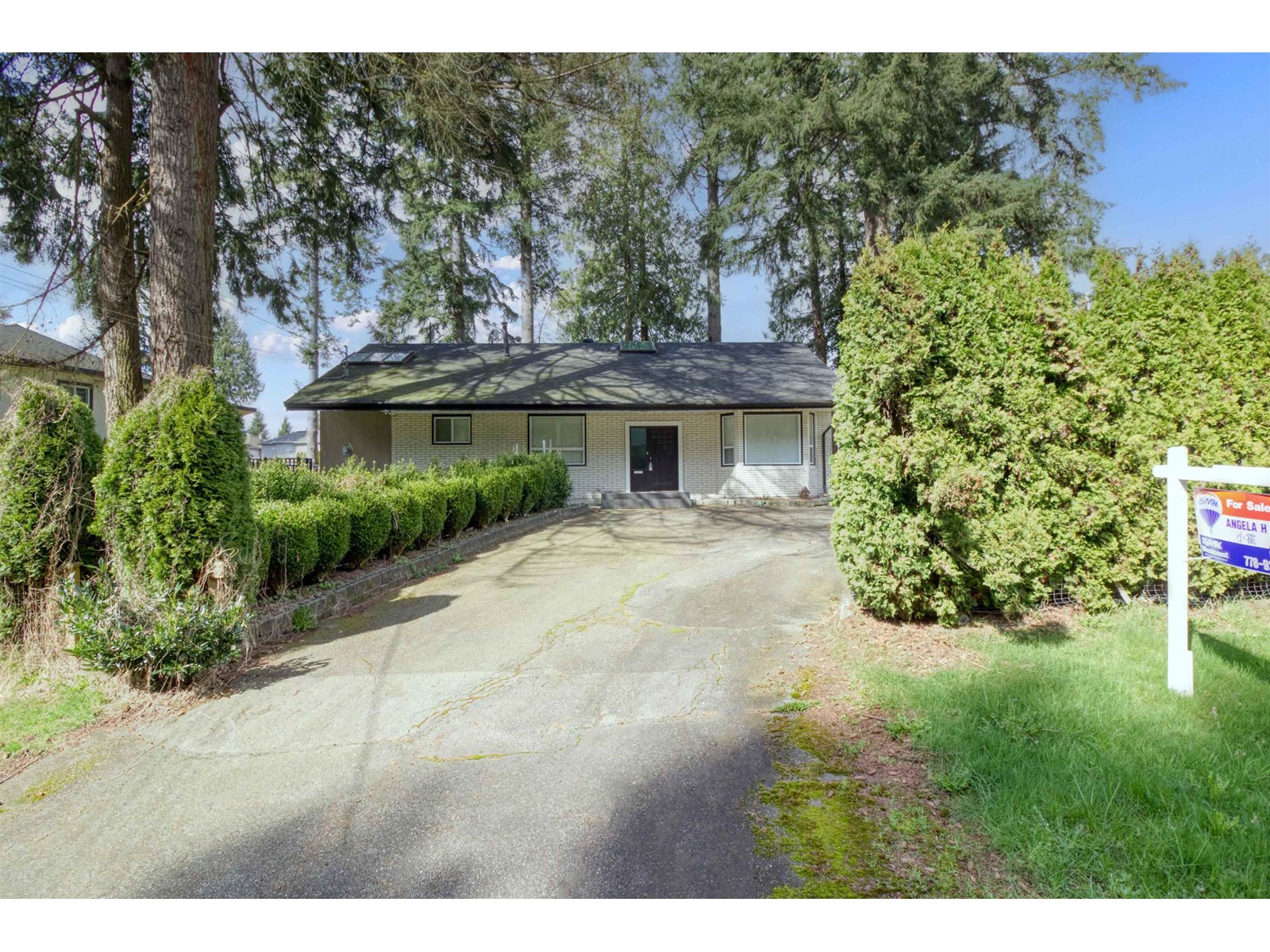 12385 New Mclellan Rd, Surrey, BC V3X 2Y2