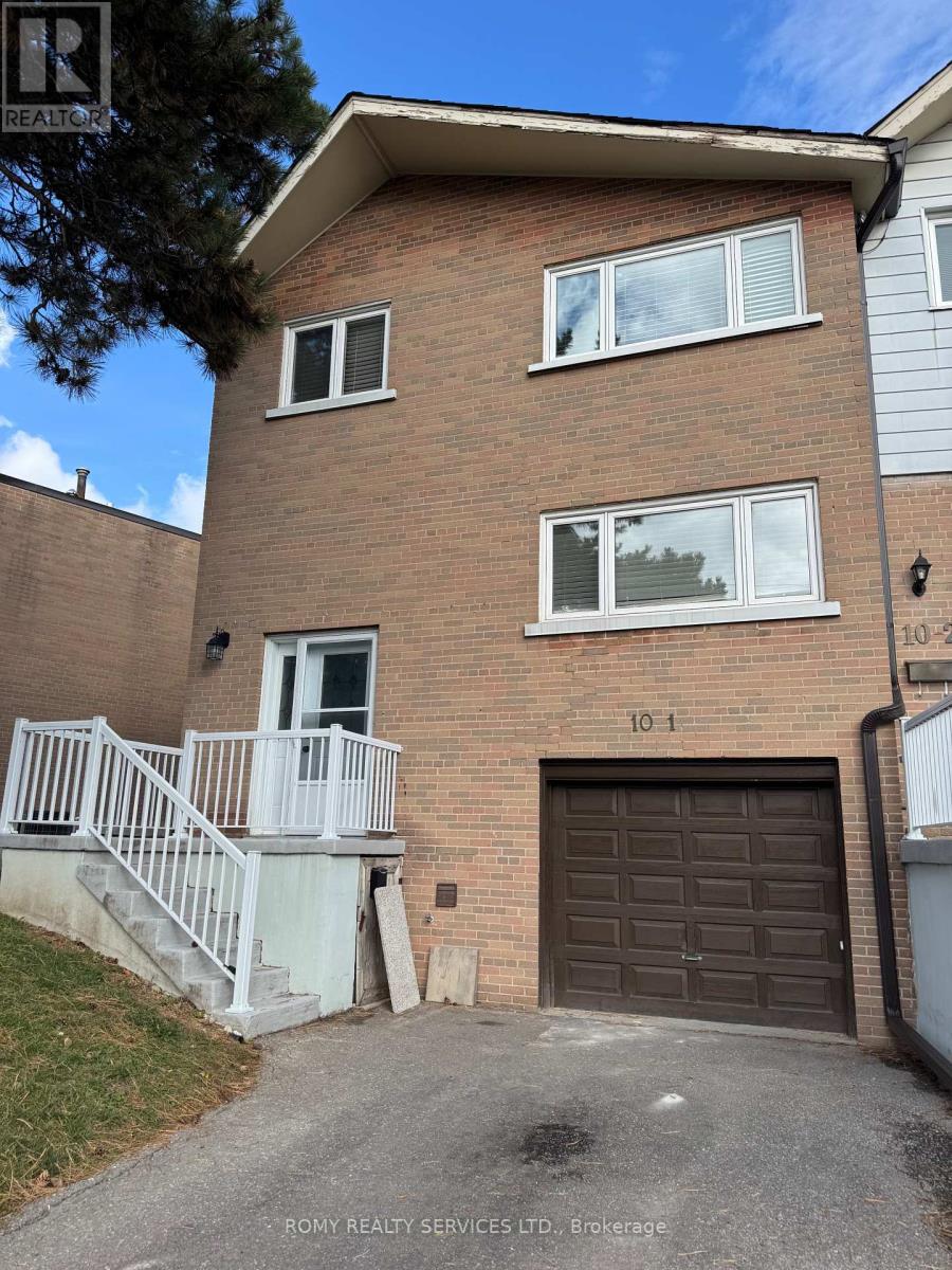 1 10 Grandravine Dr, Toronto, ON M3J 1B1