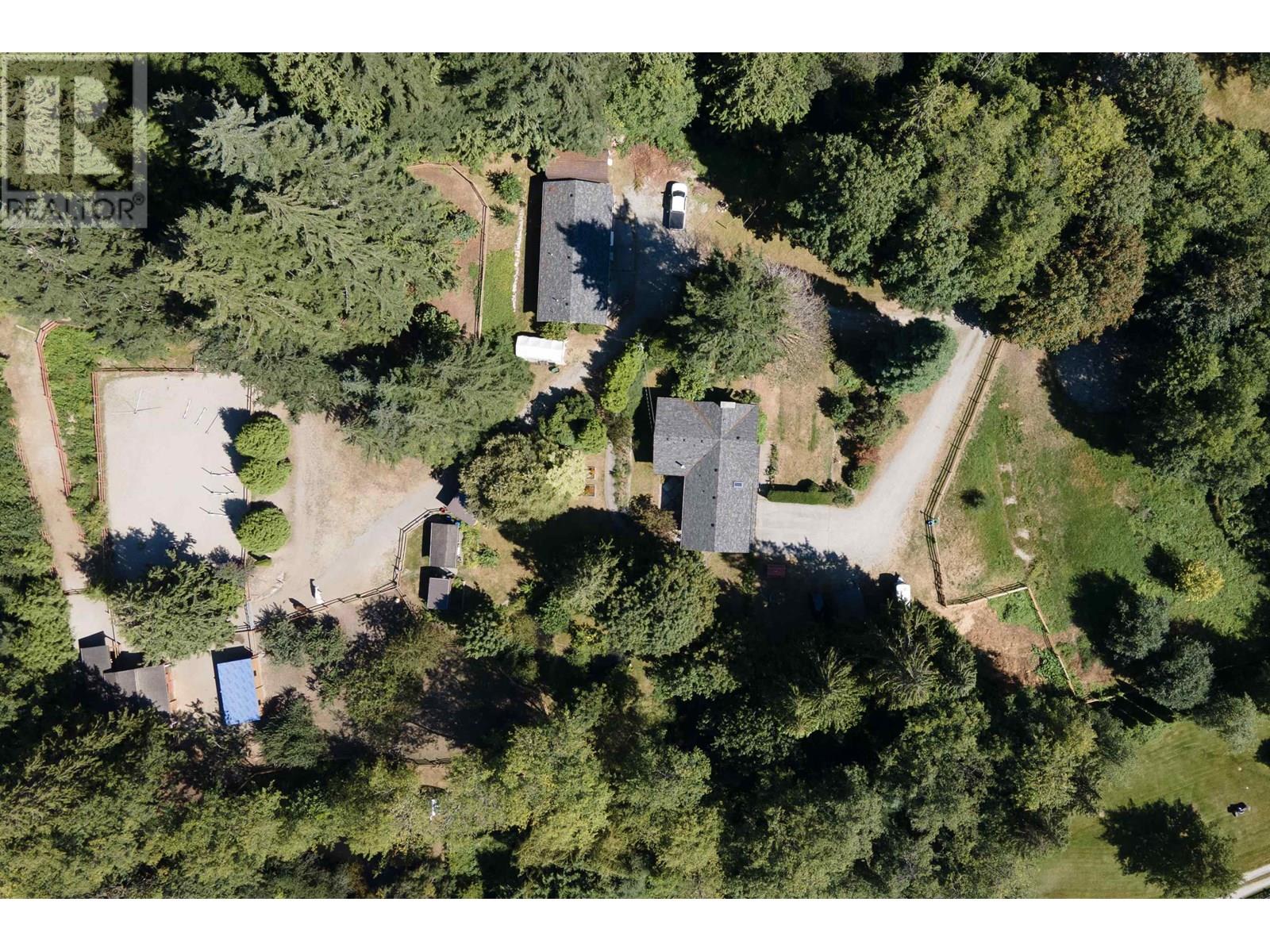 1930 Ranch Rd, Roberts Creek, BC V0N 2W5
