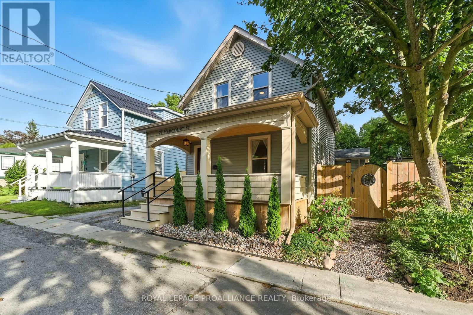 27 Harcourt St, Port Hope, ON L1A 1L5