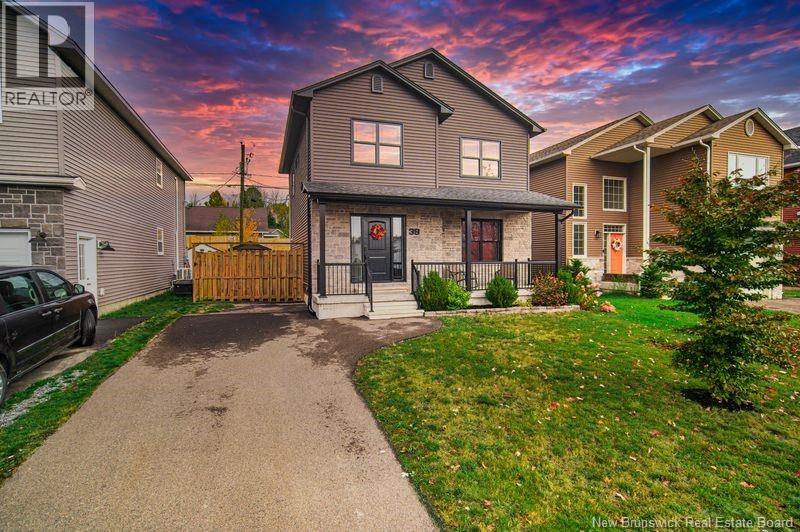 39 Bramble Way, Fredericton, NB E3G 0C8