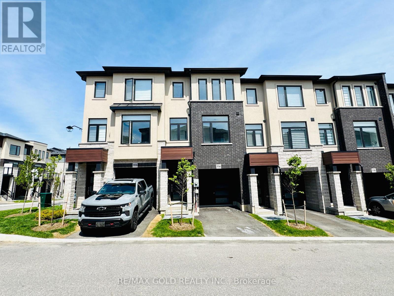 114 155 Equestrian Way, Cambridge, ON N3E 0E8