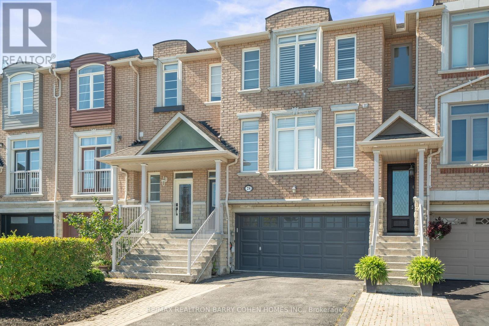28 Mistywood Cres, Vaughan, ON L4J 9E6