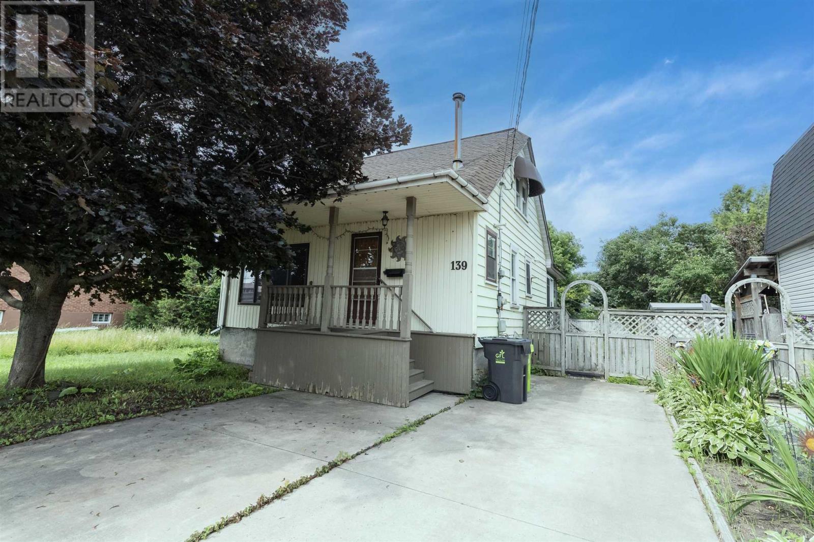 139 Carufel Ave, Sault Ste. Marie, ON P6C 4T5