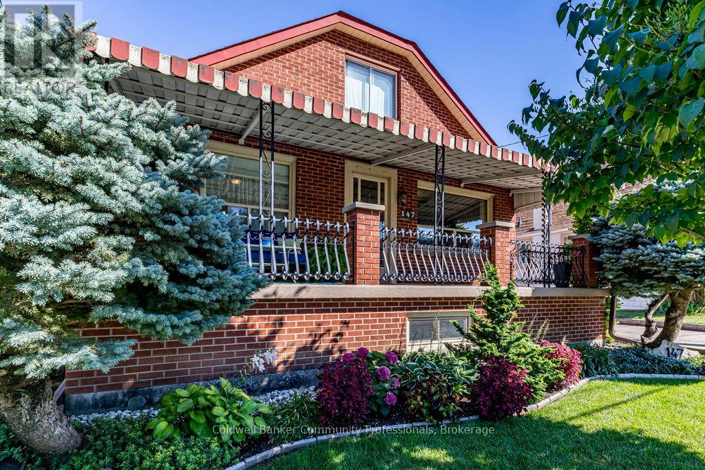 147 Stewartdale Ave, Hamilton, ON L8K 4P6