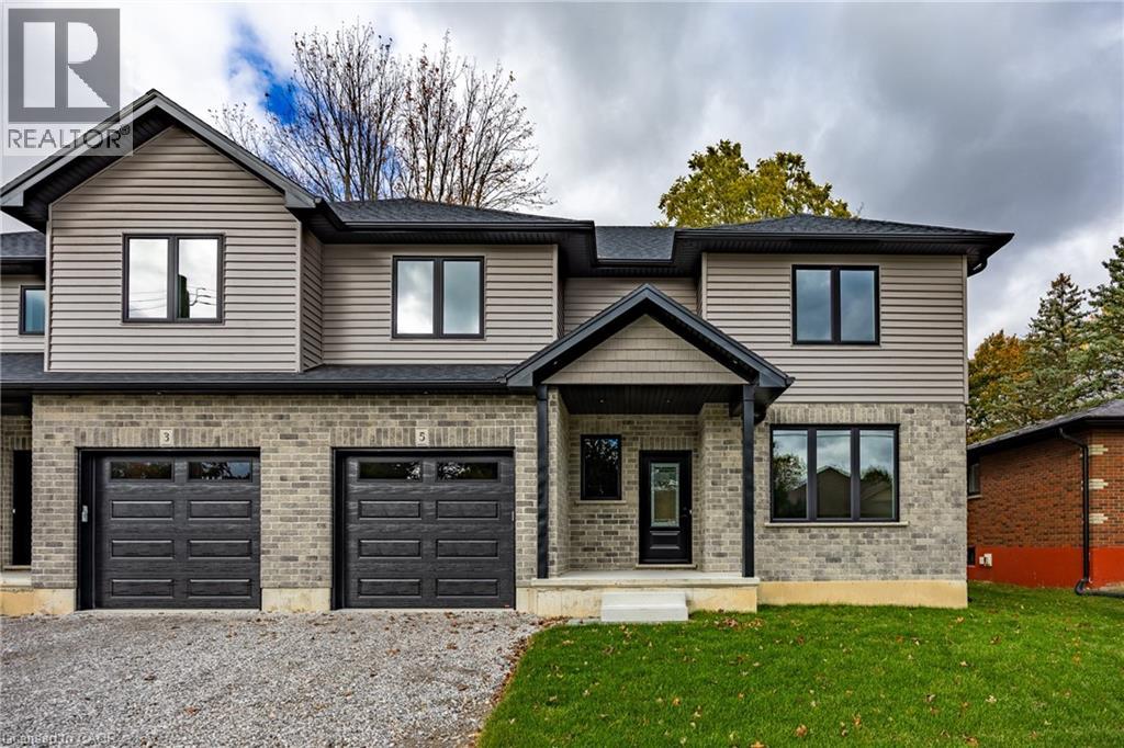 5 Maple Ave, Port Dover, ON N0A 1N6