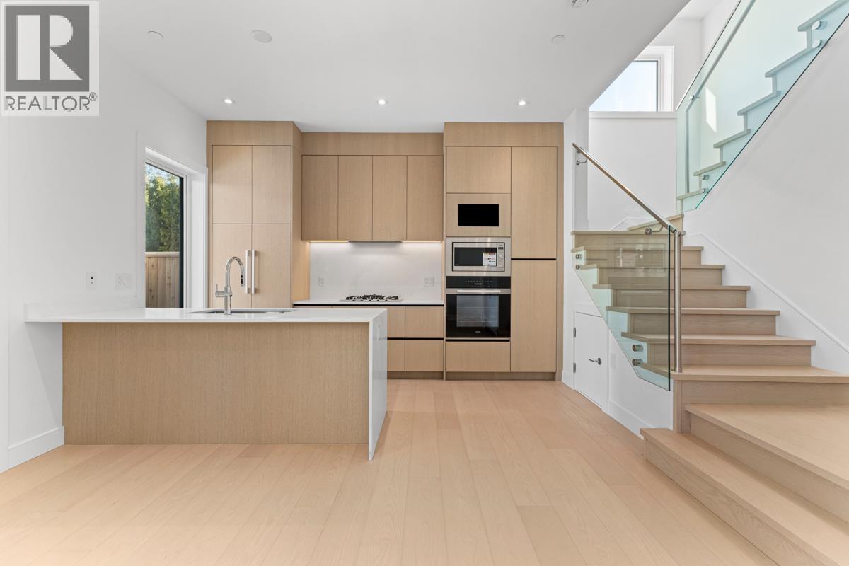 1315 W 64th Avenue Unit 2, Vancouver, BC V6P 2M9