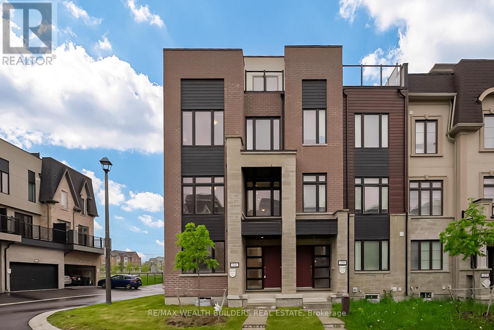 31 William Shearn Cres, Markham Angus Glen, ON L6C 3J3