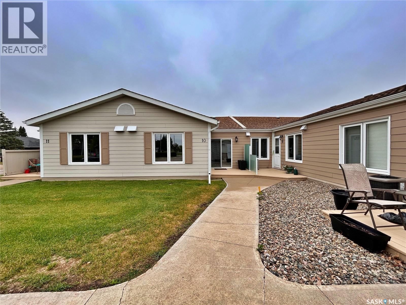 405 Windover Avenue Unit 10, Moosomin, SK S0G 3N0