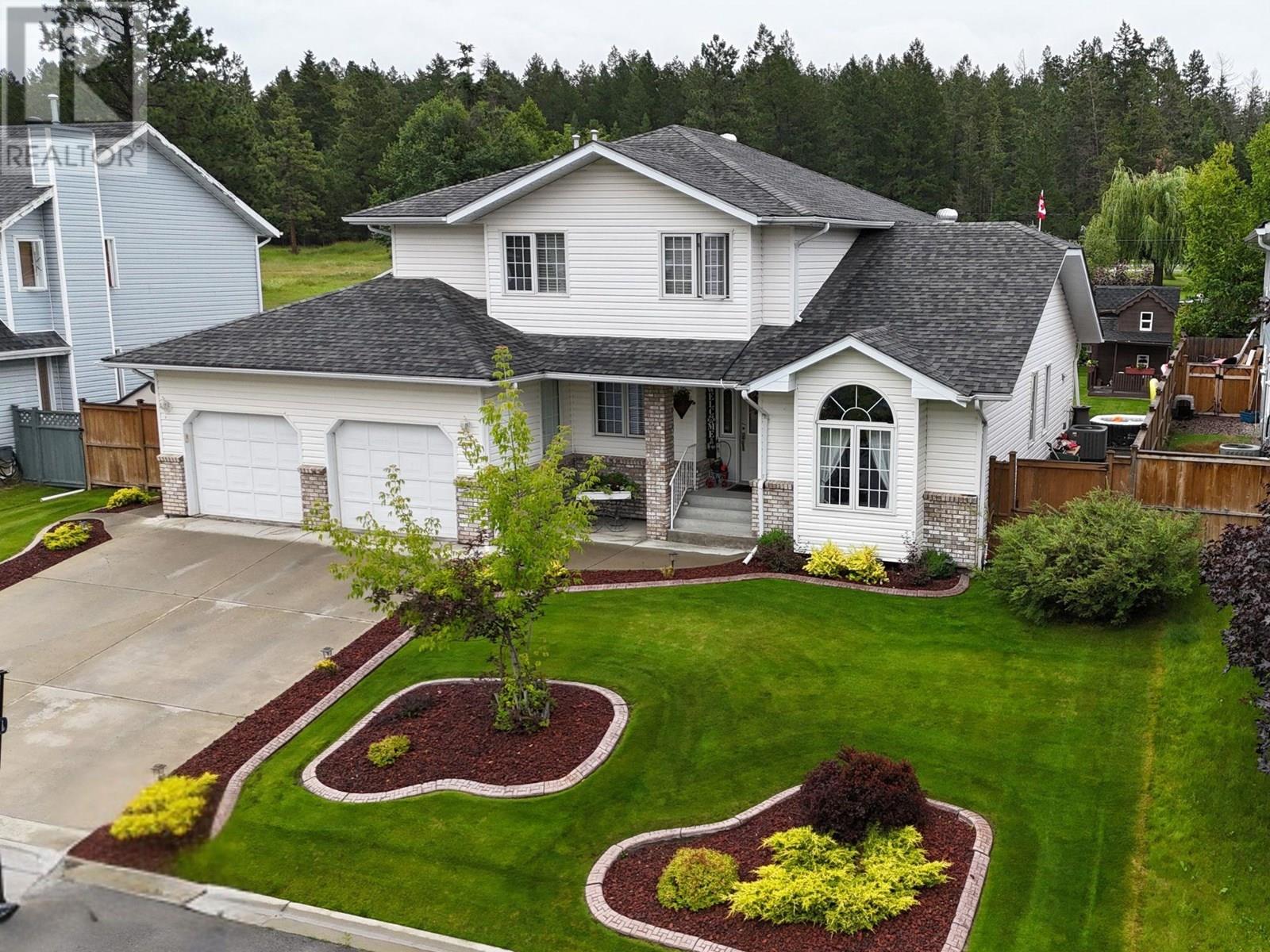 2904 Edgewood Dr, Cranbrook, BC V1C 6C9