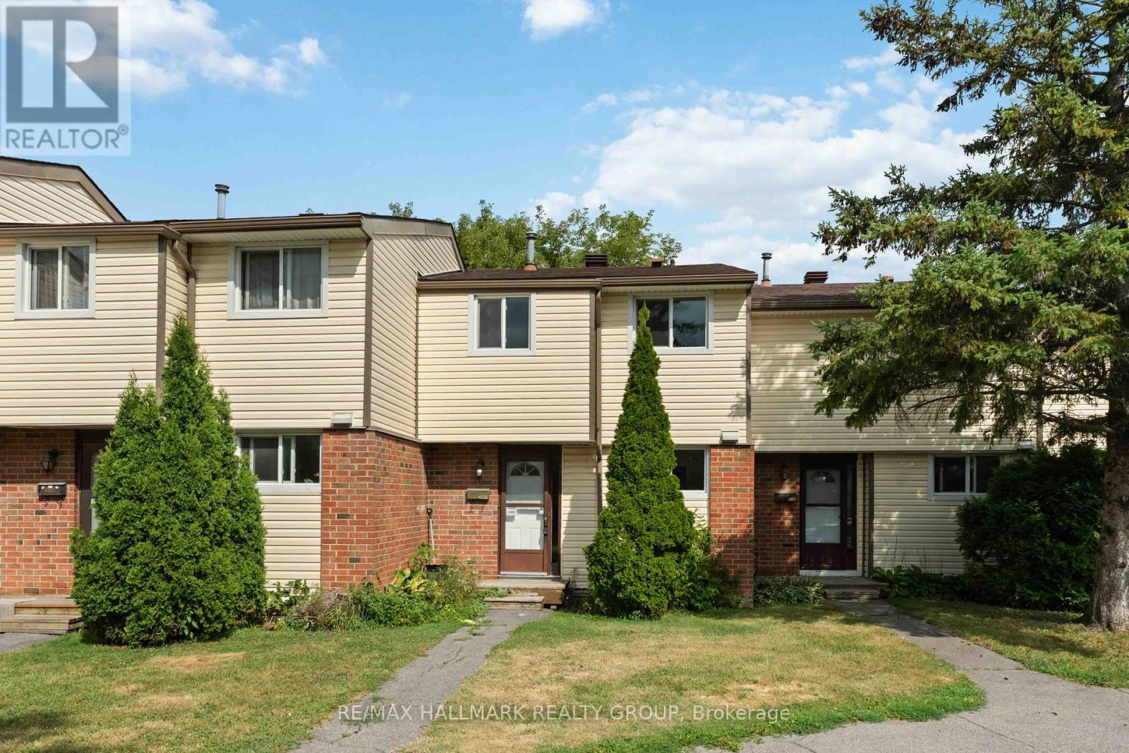 317 1441 Palmerston Dr, Ottawa, ON K1J 8N9