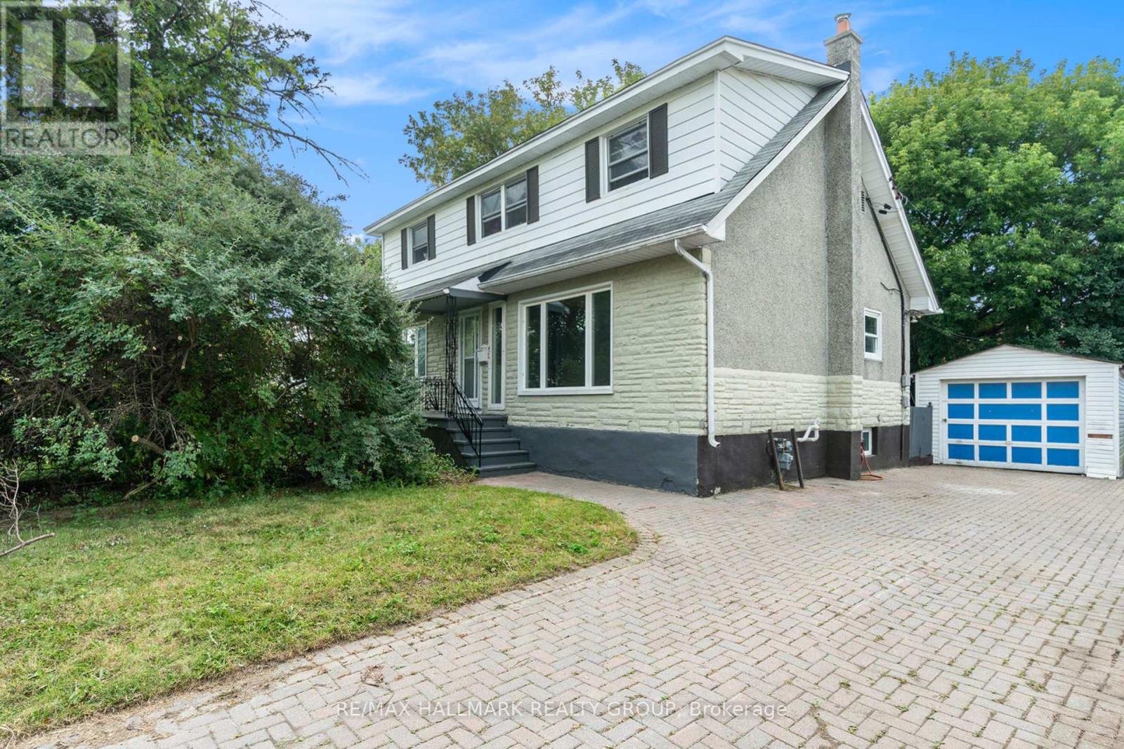 426 Blake Blvd, Ottawa, ON K1K 1B1