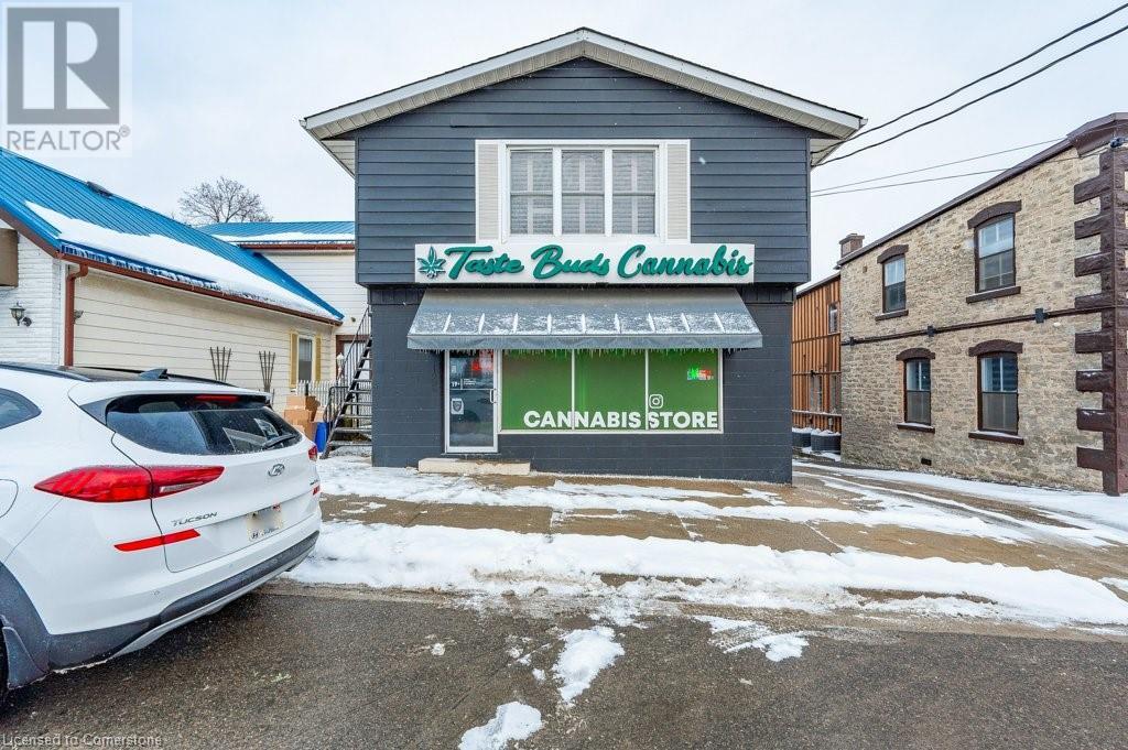 126 Main St S, Rockwood, ON N0B 2K0