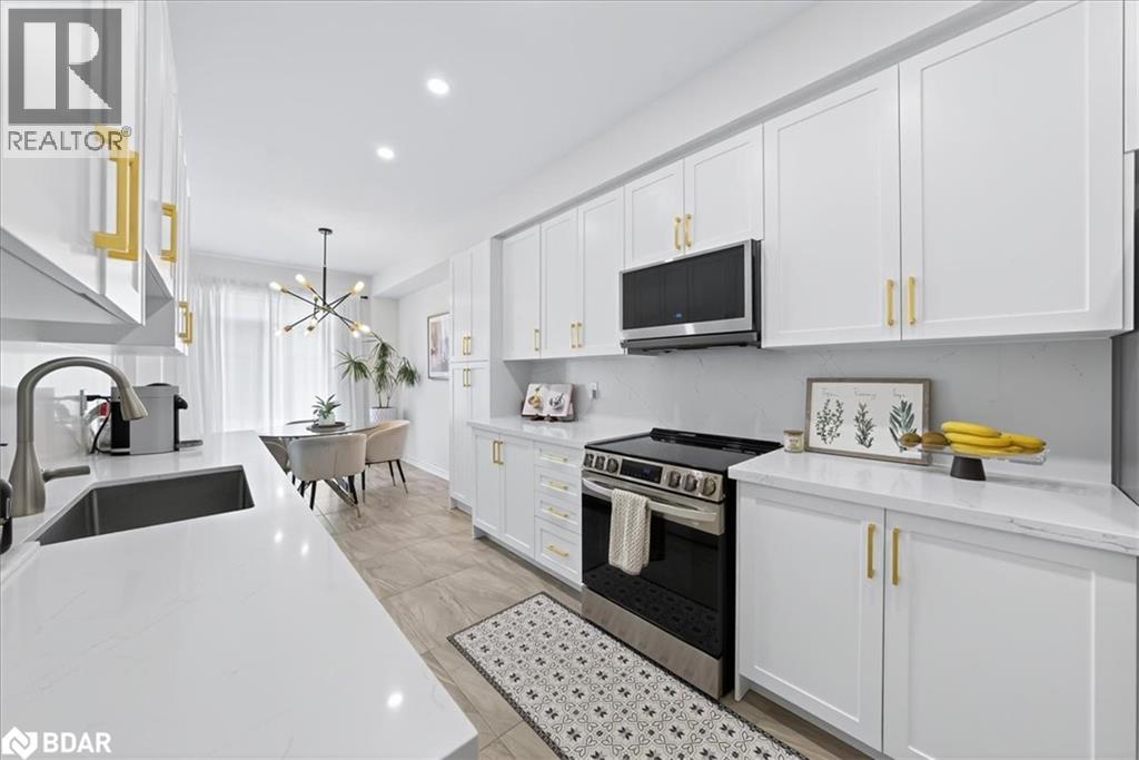 84 Ferragine Cres, Bradford West Gwillimbury, ON L3Z 4K2