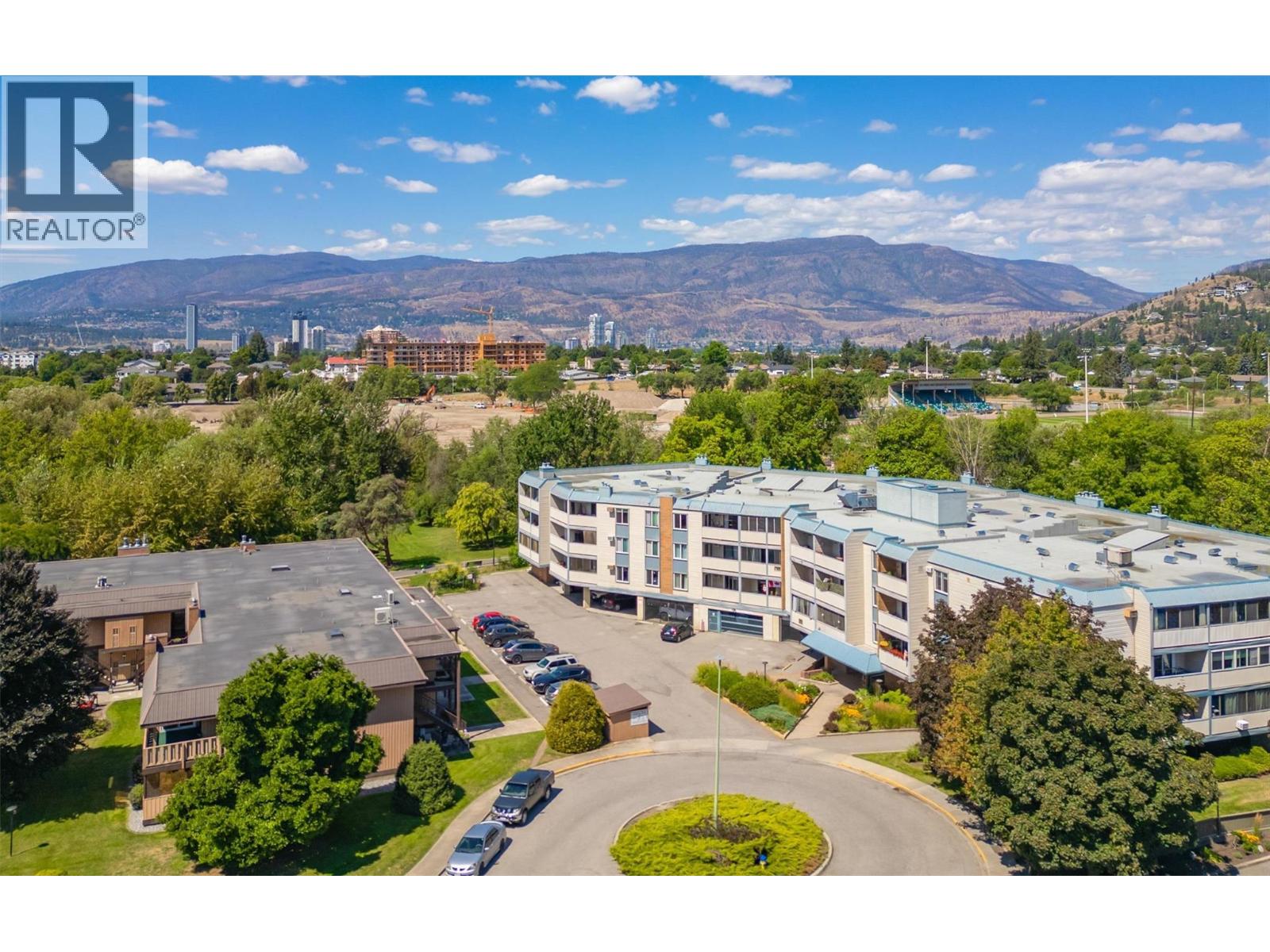 1640 Ufton Court Unit 104, Kelowna, BC V1Y 8L5