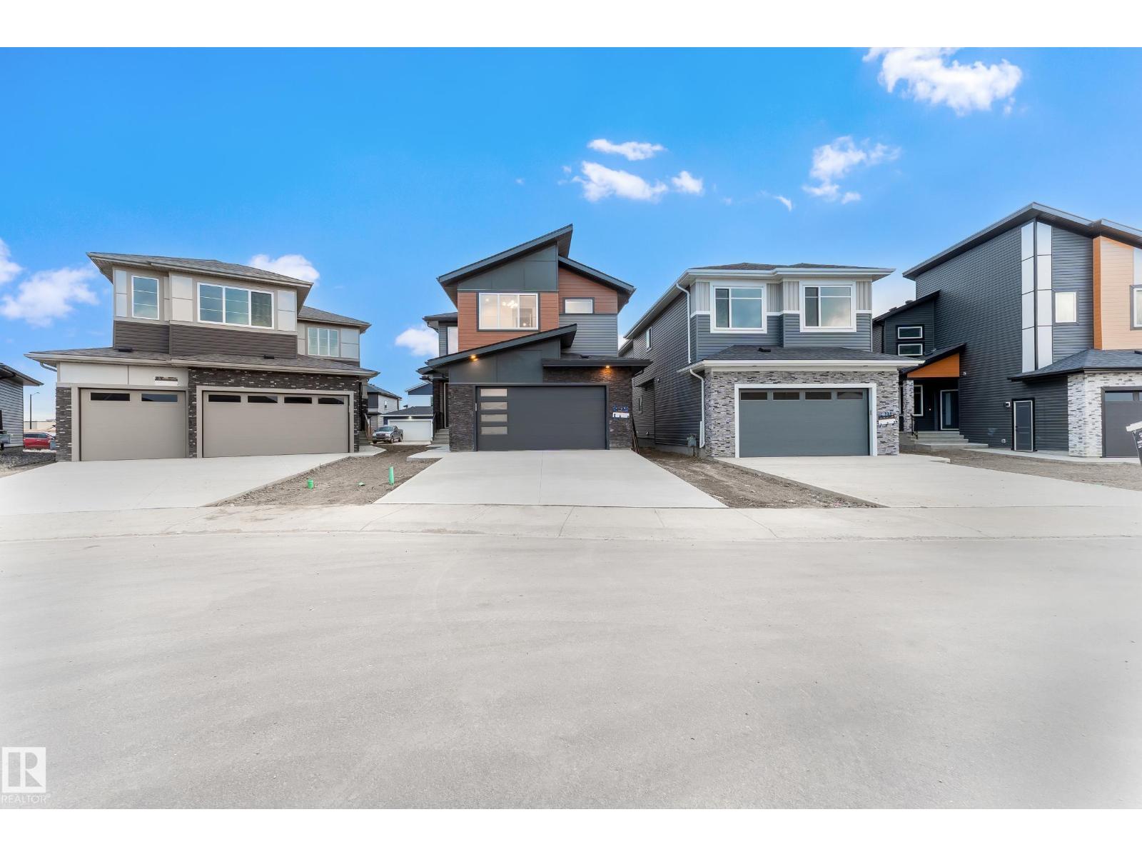 125 Lilac Cl, Leduc, AB T9E 1R3