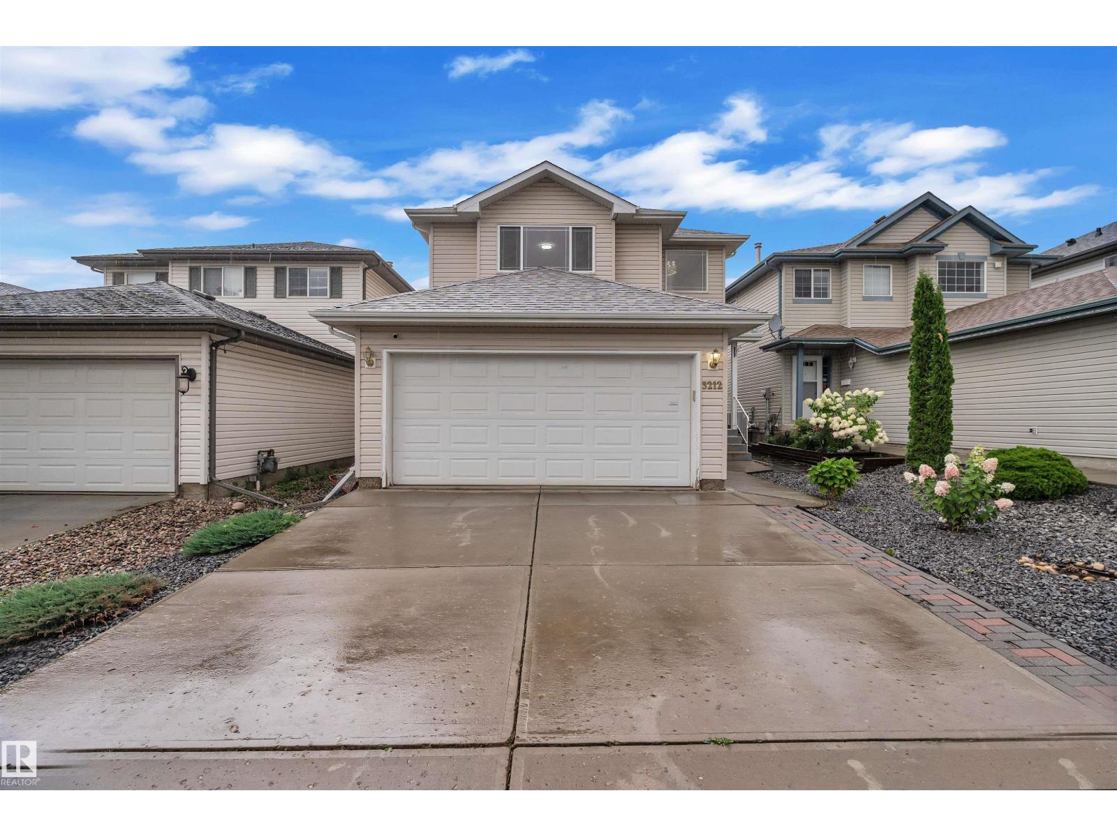 29 Av Nw Unit 3212, Edmonton, AB T6T 1T3