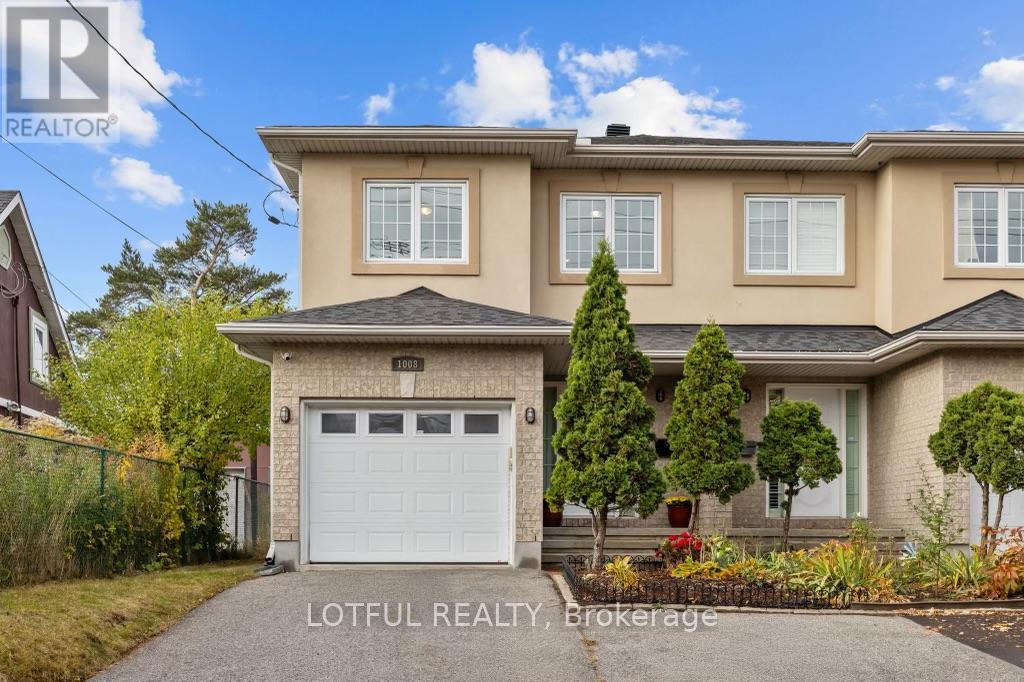 1008 Pinecrest Rd, Ottawa, ON K2B 6B5