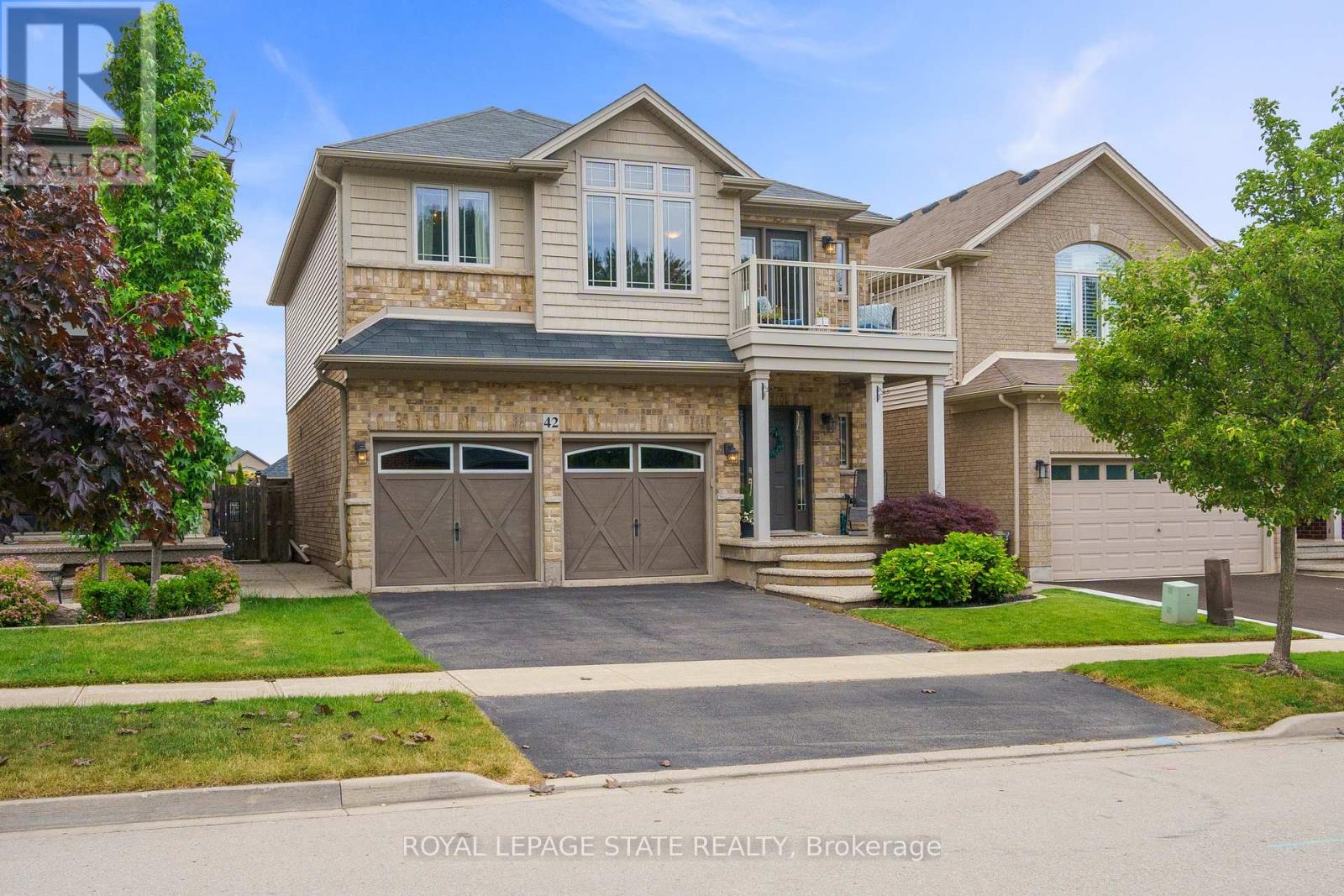 42 Chestnut Dr, Grimsby, ON L3M 3X8