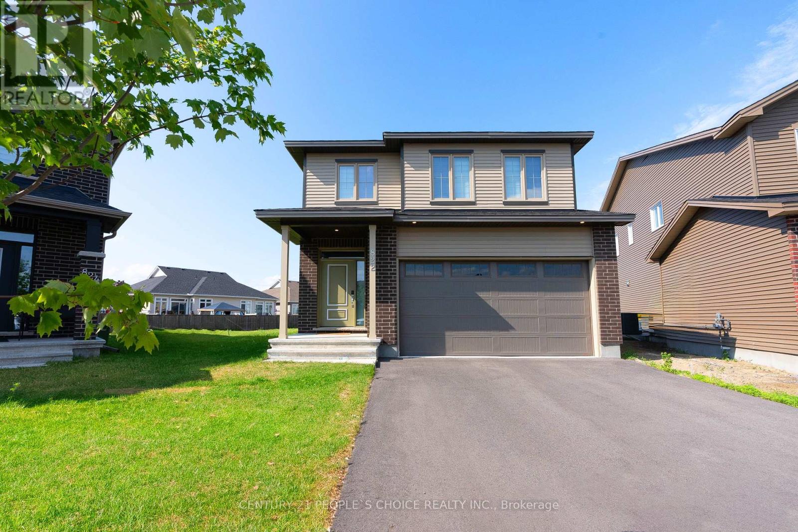 822 Sendero Way W, Ottawa, ON K2S 2W8
