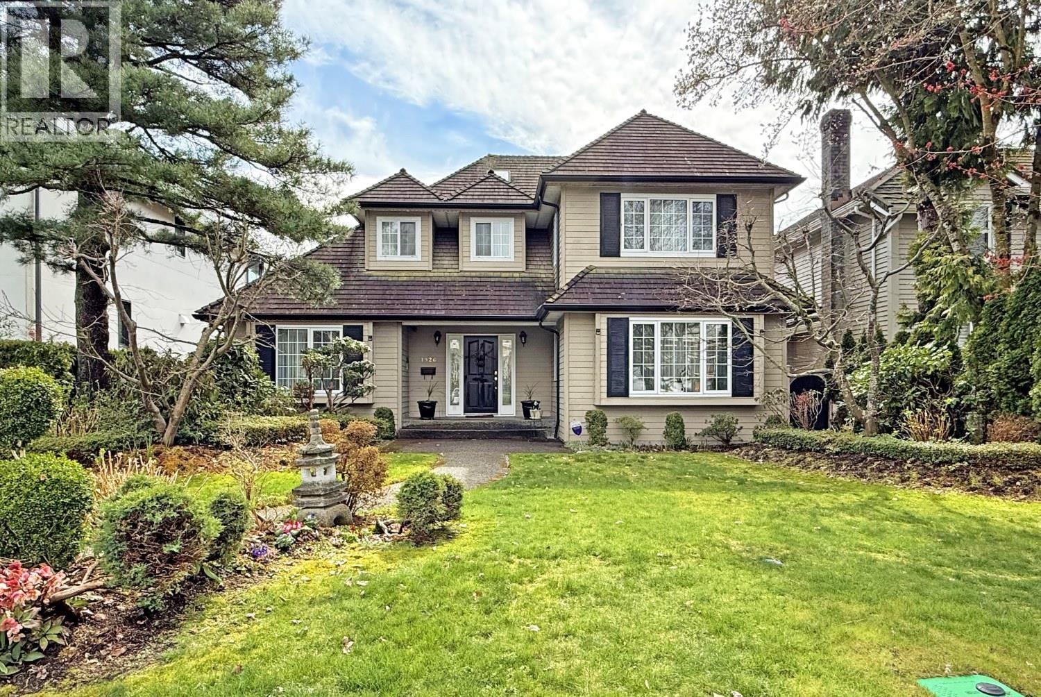 1926 W 62nd Ave, Vancouver, BC V6P 2G6