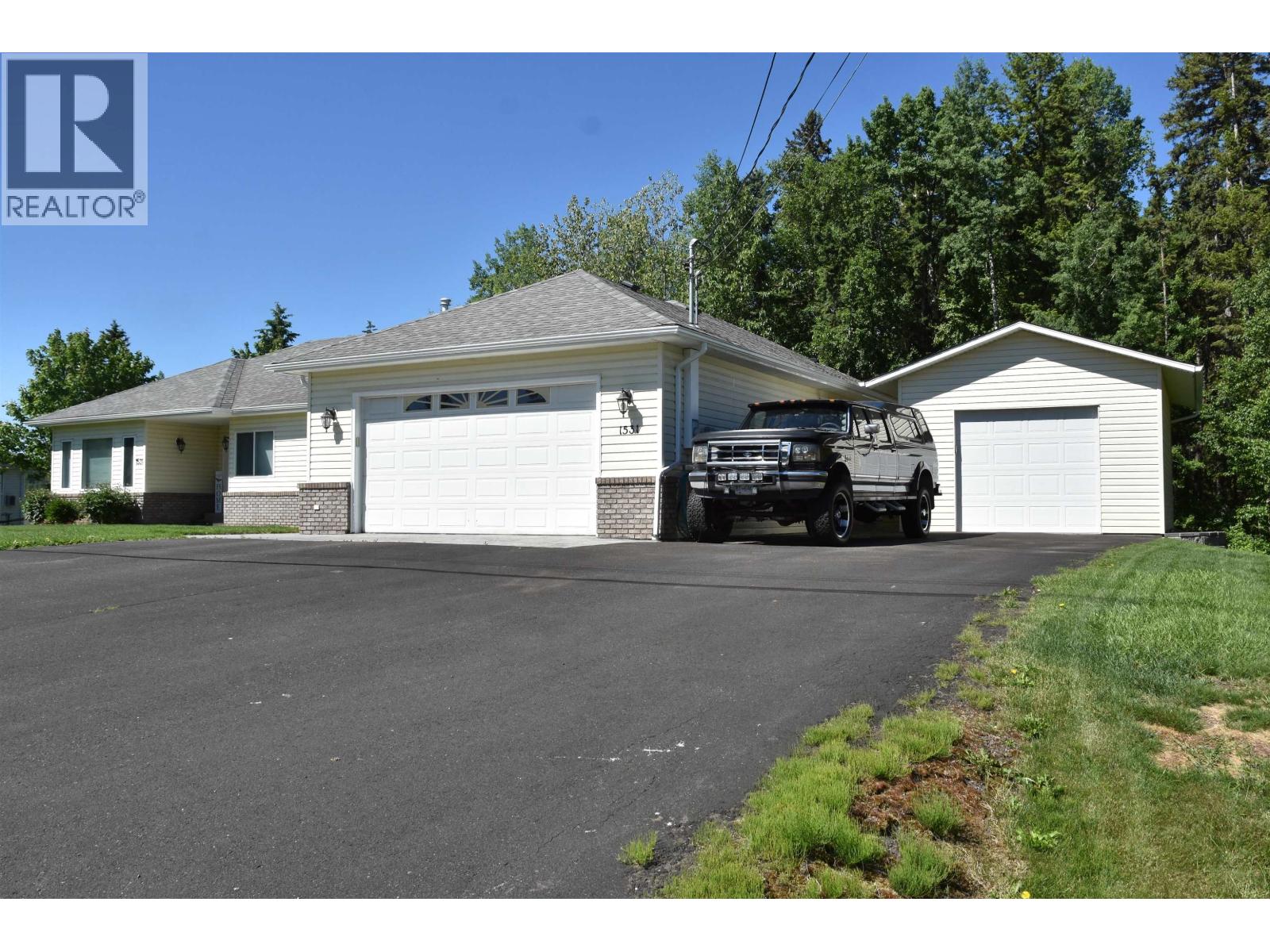 1531 Beach Cres, Quesnel, BC V2J 4J5