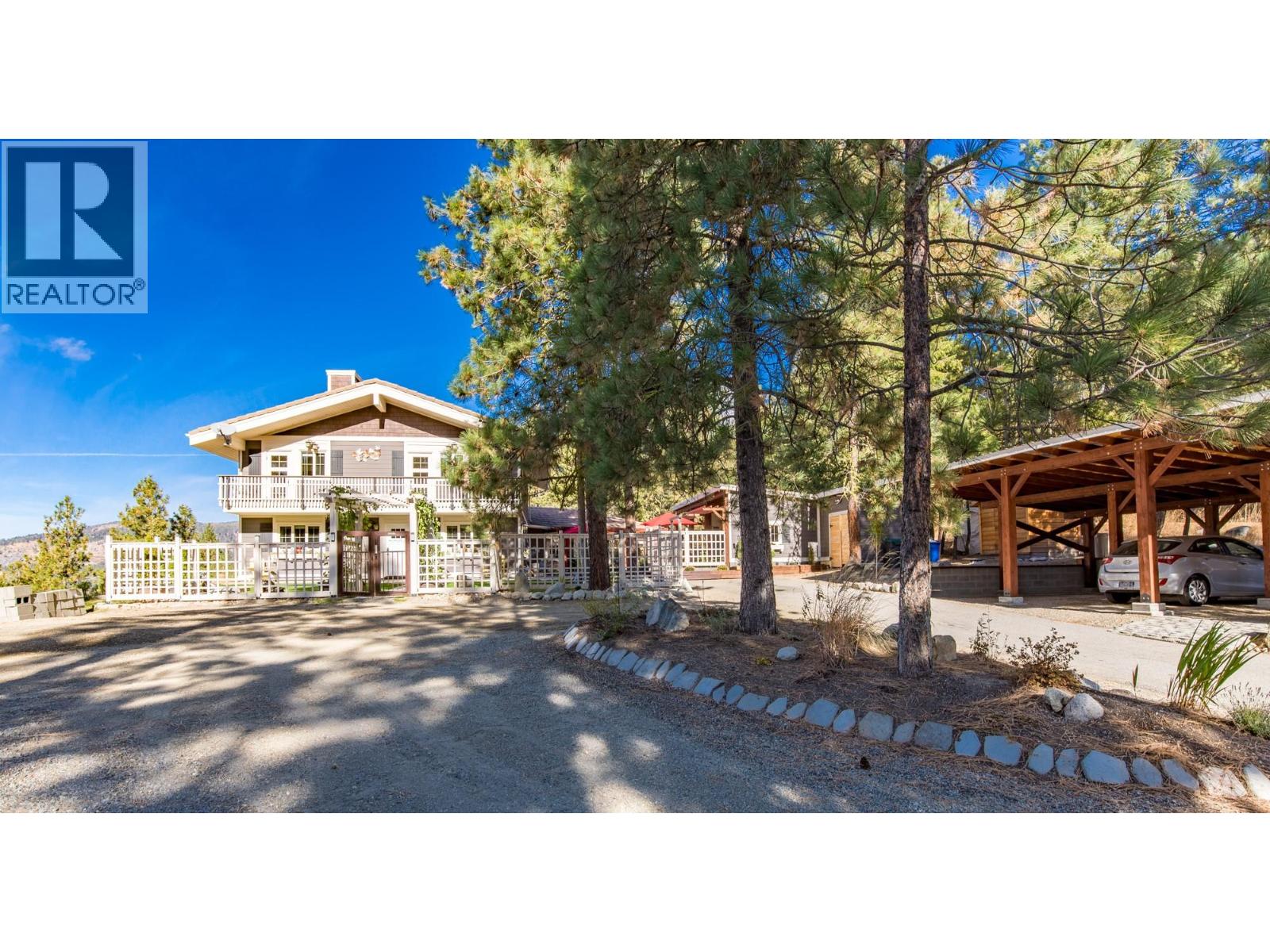205 Peregrine Ct, Osoyoos, BC V0H 1V6