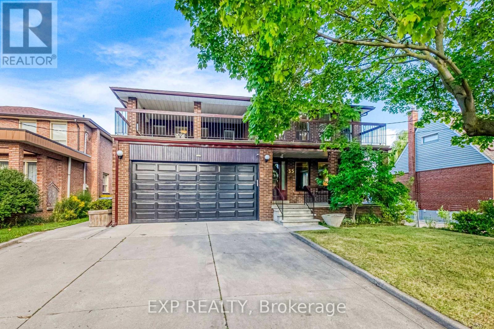 35 Highland Hl, Toronto, ON M6A 2P7