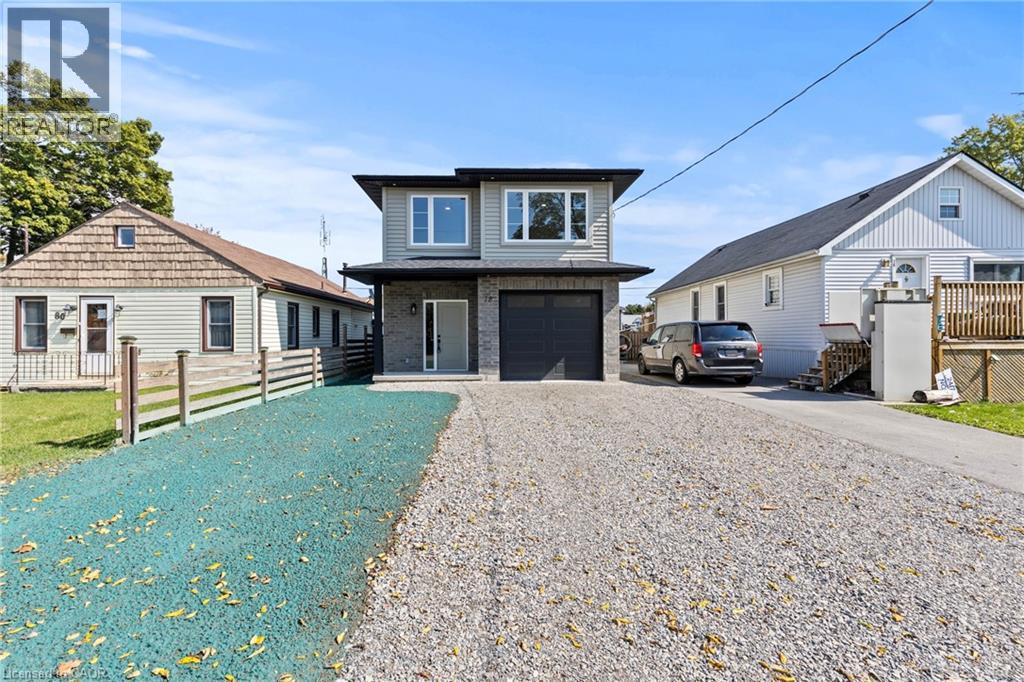 78 Knoll St, Port Colborne, ON K3K 5A6