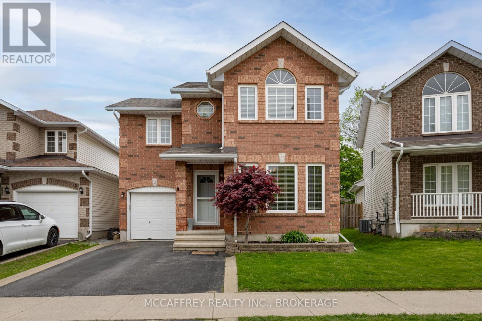 81 Schooner Dr, Kingston, ON K7K 7K1