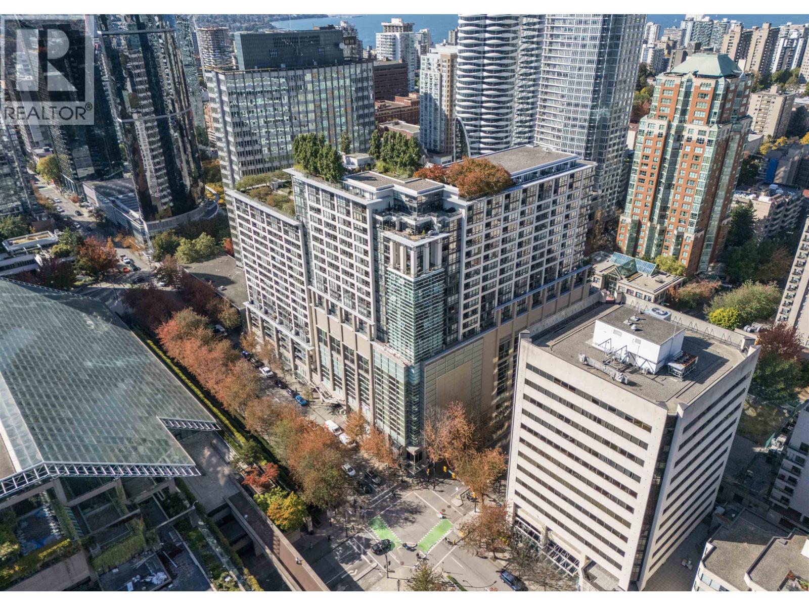 938 Smithe Street Unit 1632, Vancouver, BC V6Z 3H8