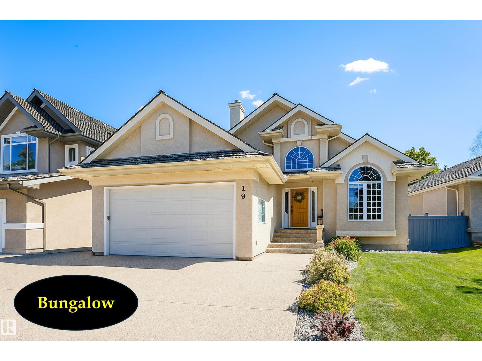19 Prestige Pt NW, Edmonton, AB T6M 2T3