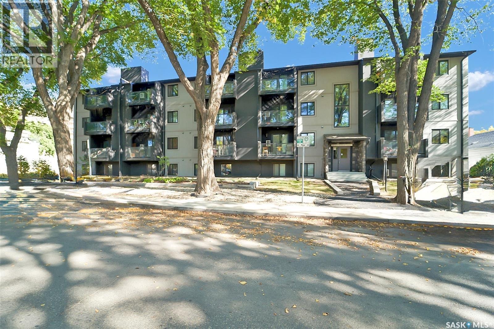 512 4th Avenue N Unit 401, Saskatoon, SK S7K 2M3