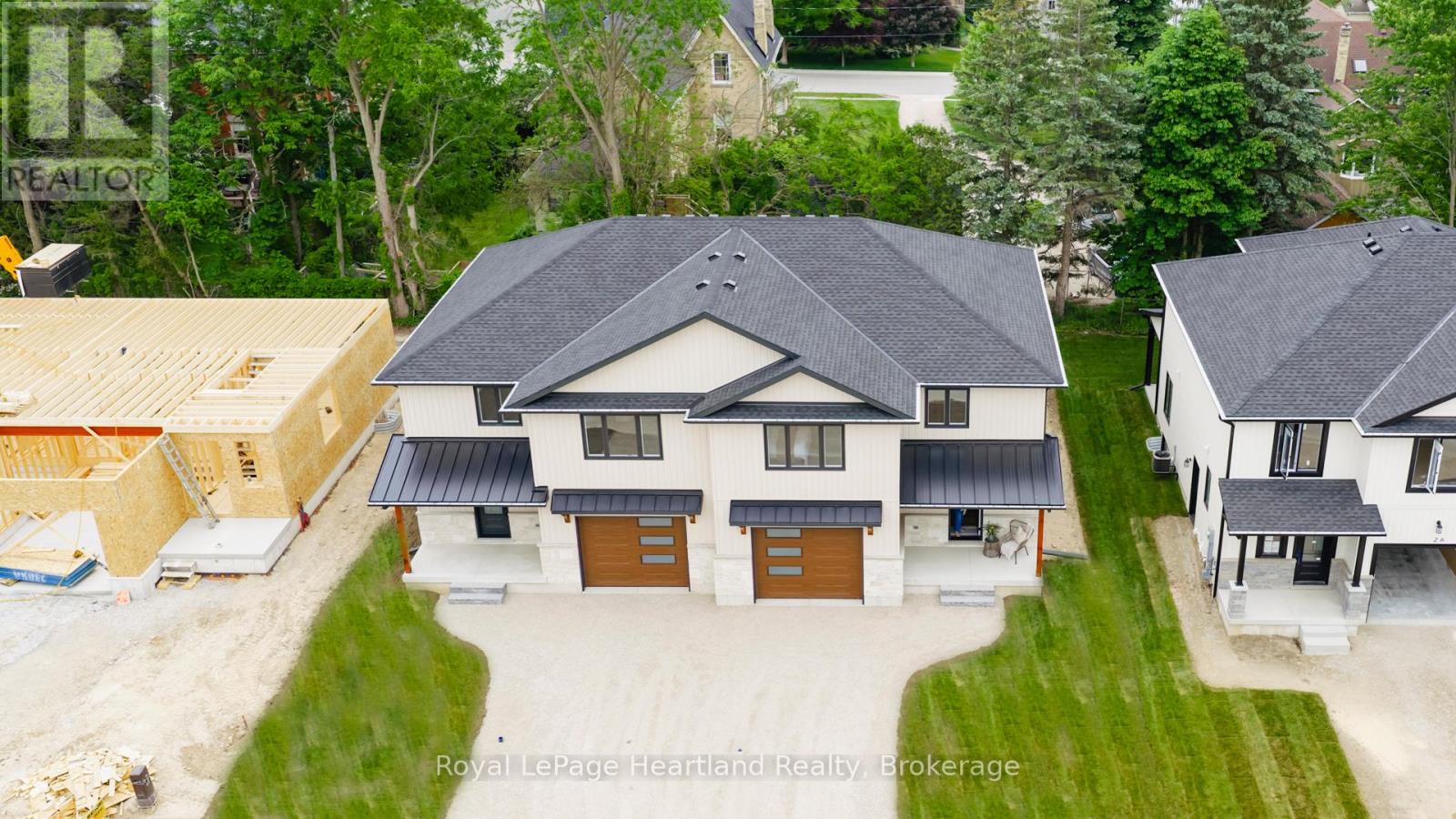 20 Roberts St, Huron East, ON N0K 1W0
