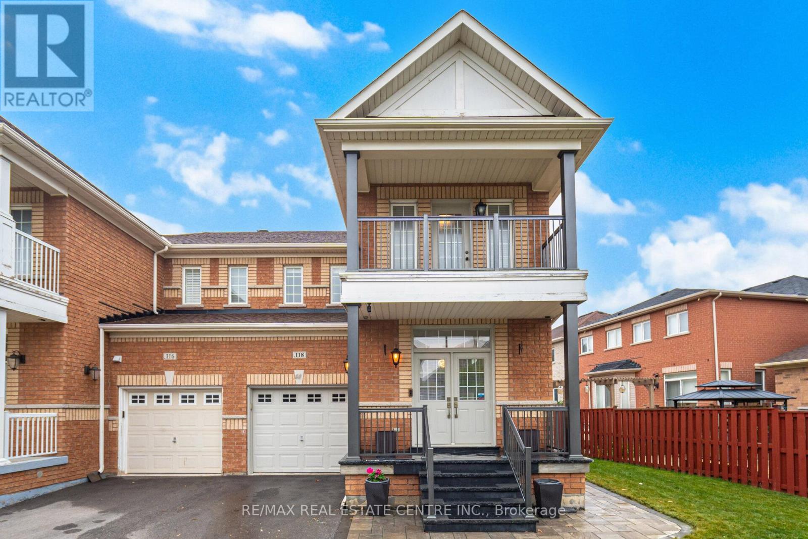 118 Connolly Cres, Brampton, ON L6R 0E3