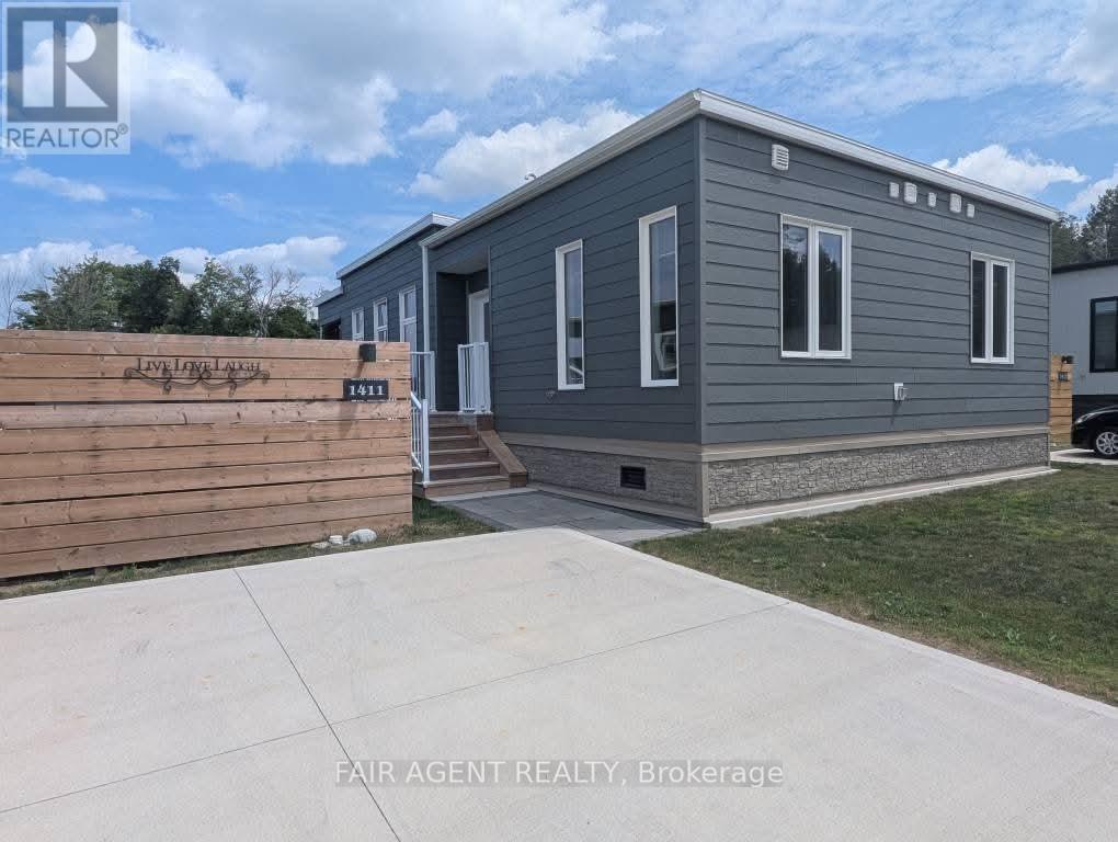 1411 5007 On-21 Hwy, Saugeen Shores, ON N0H 2C5