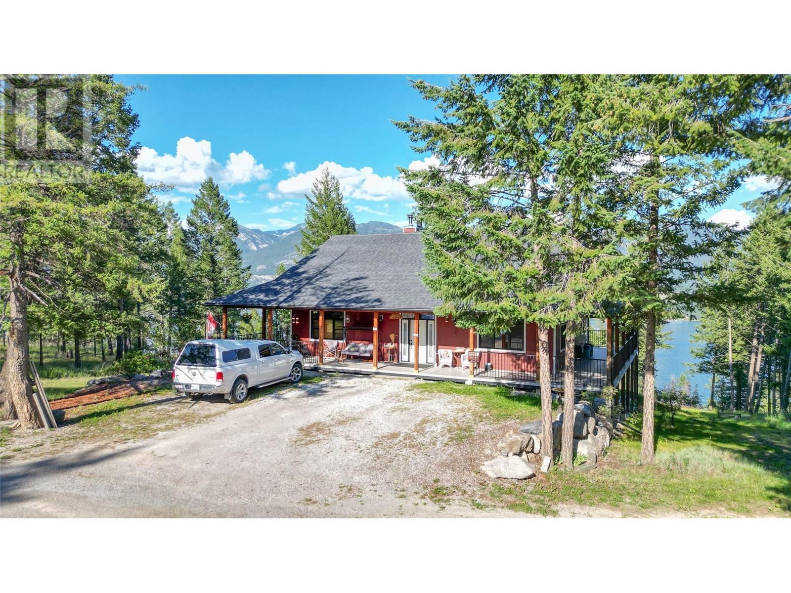 4197 Coy Rd, Invermere, BC V0A 1K4