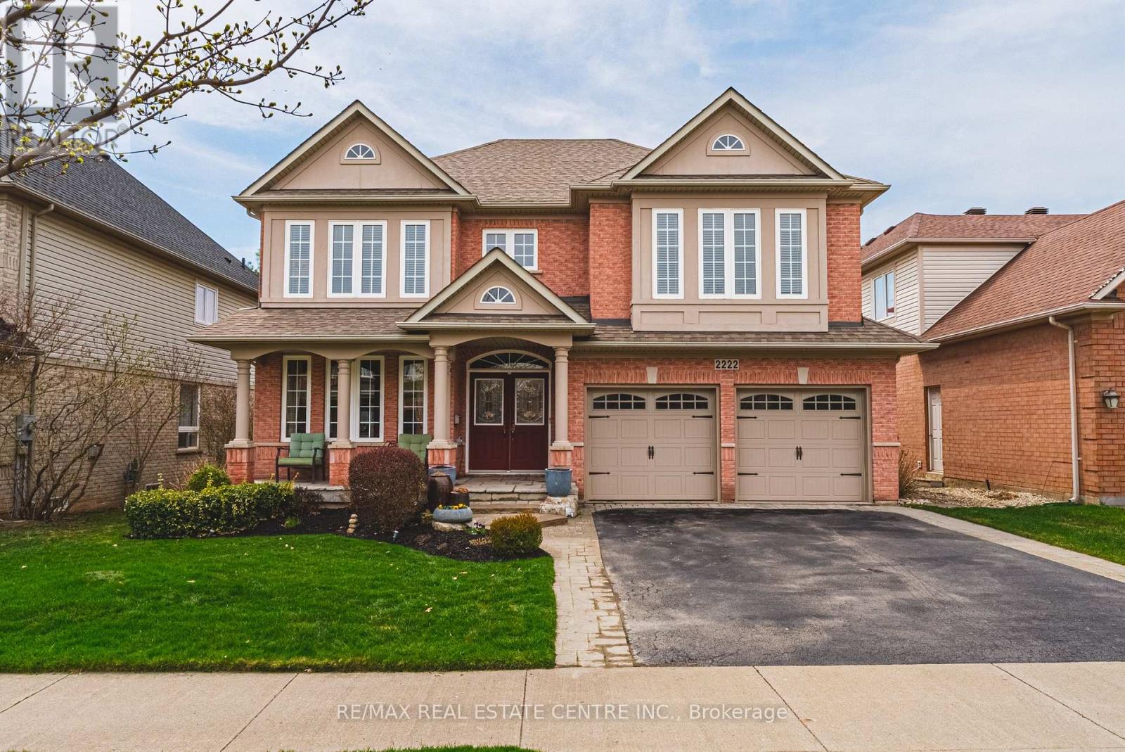 2222 Snead Rd, Burlington, ON L7M 4X2
