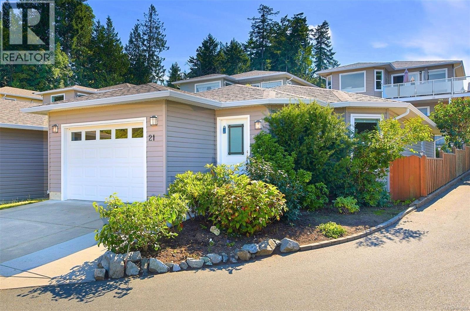 2740 Stautw Rd Unit 21 Rd, Central Saanich, BC V8M 0A8