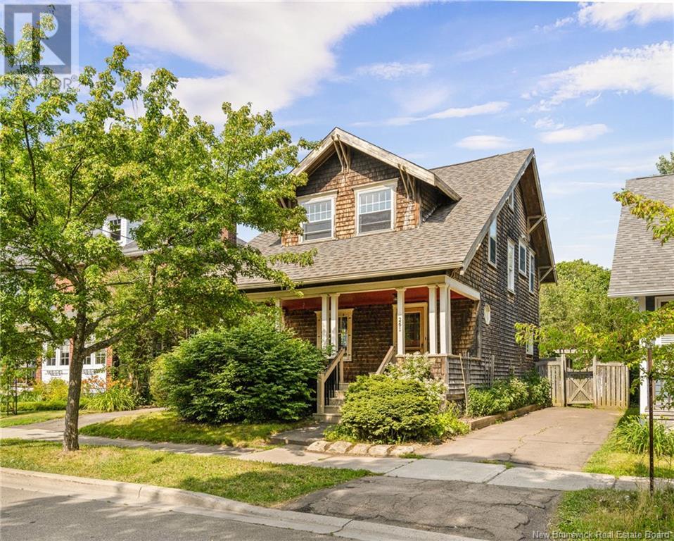 261 Weldon St, Moncton, NB E1C 5W9