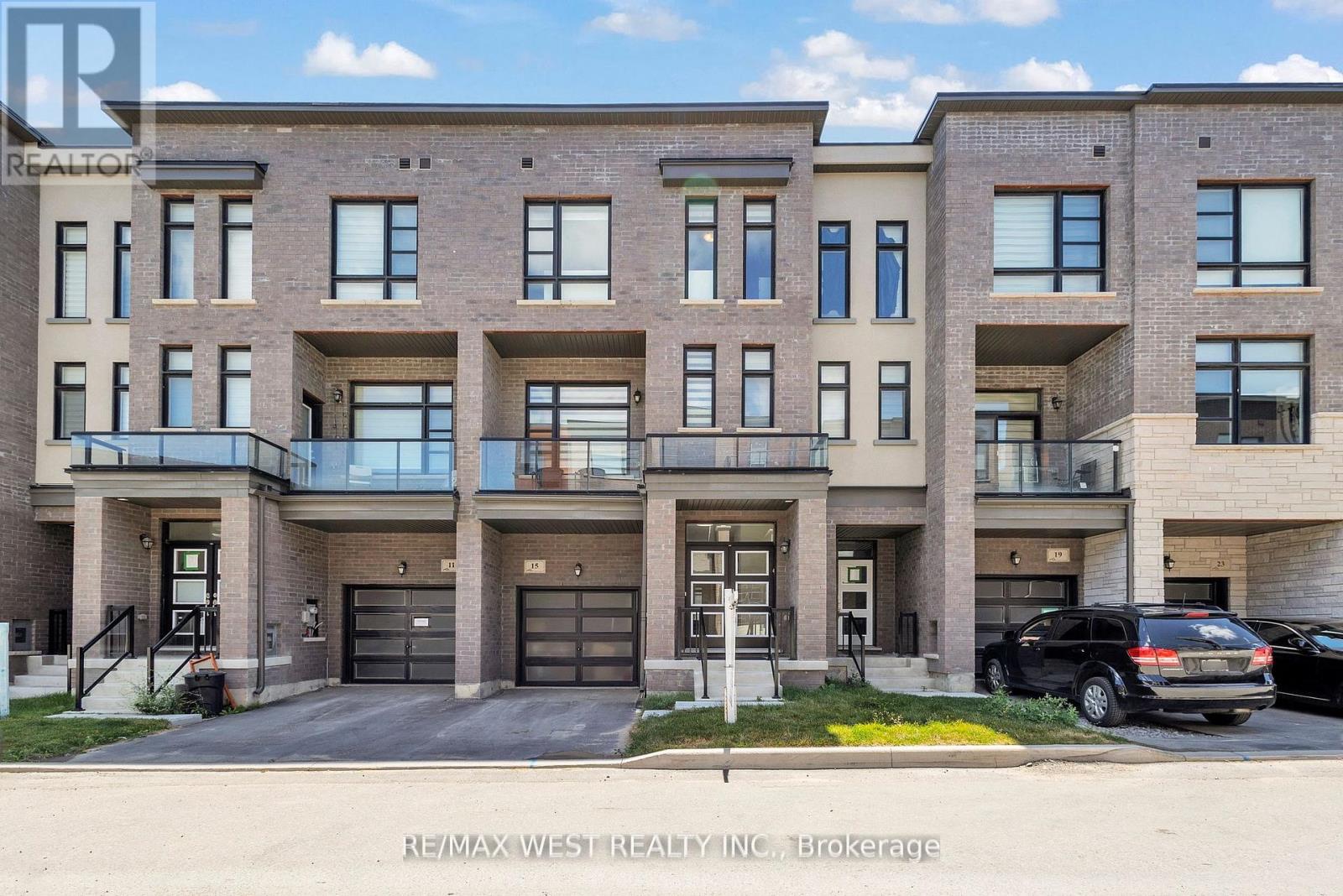 15 Quilico Rd N, Vaughan Elder Mills, ON L4H 5H1